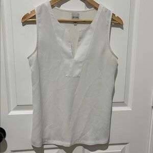 NIC+ZOE Women's Off White V-Neck Tank Top